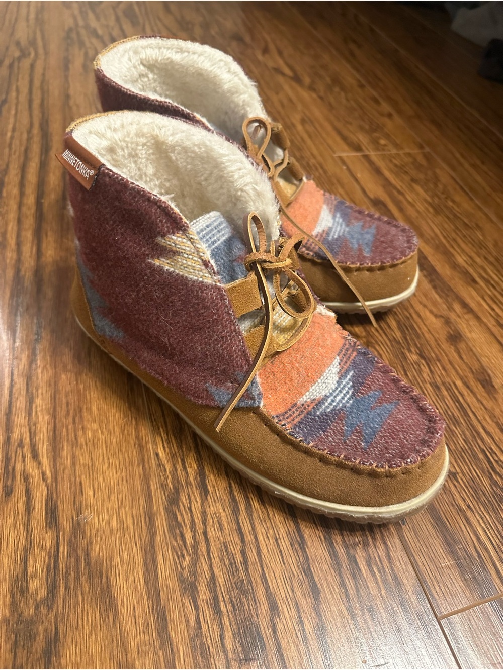 Minnetonka Wool Aztec Lace-Up Bootie in Rust and Blue